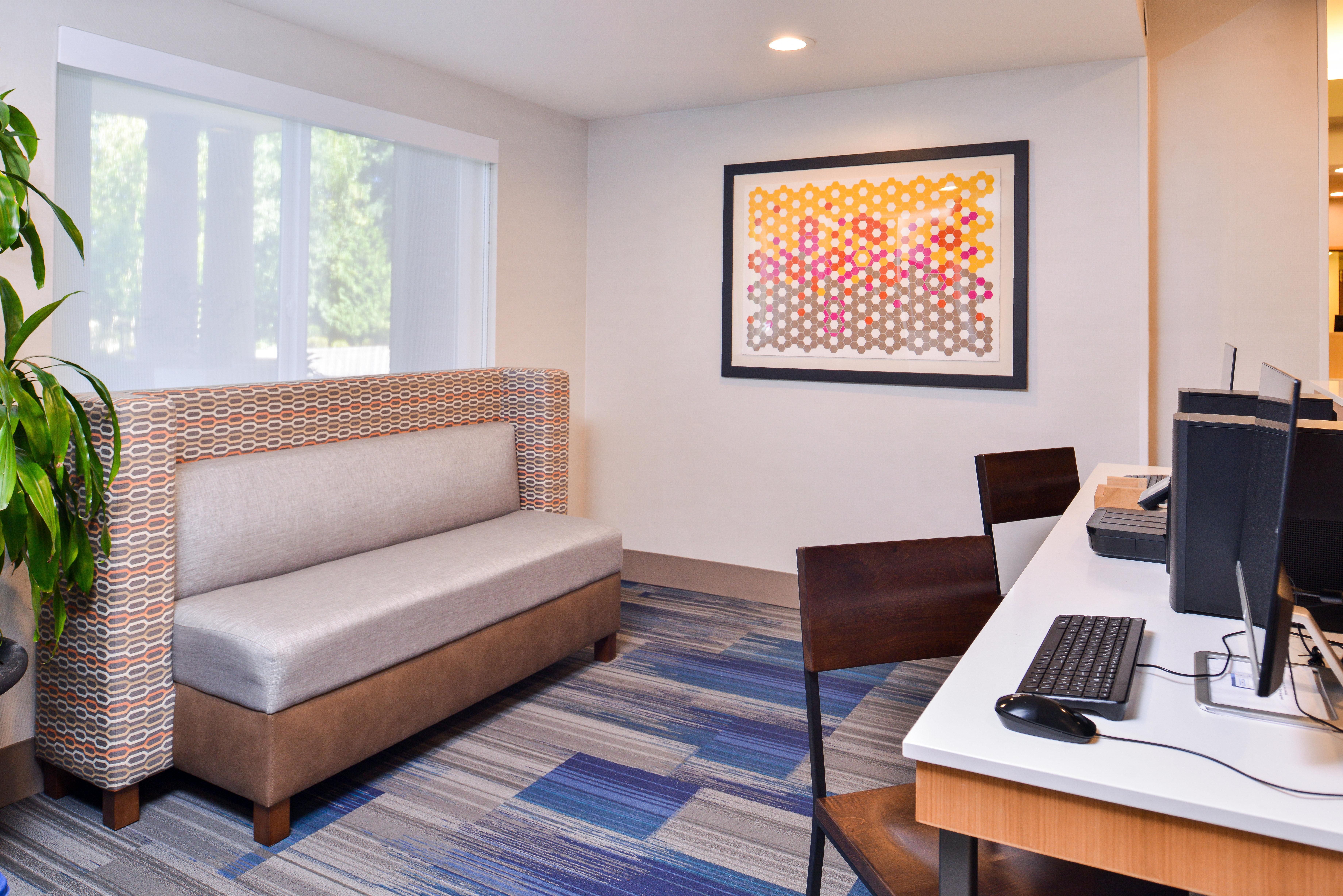 Holiday Inn Express & Suites Lacey - Olympia By Ihg Exteriér fotografie